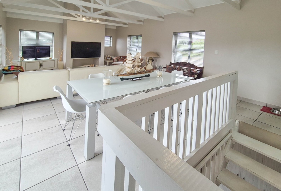 4 Bedroom Property for Sale in Stilbaai Wes Western Cape